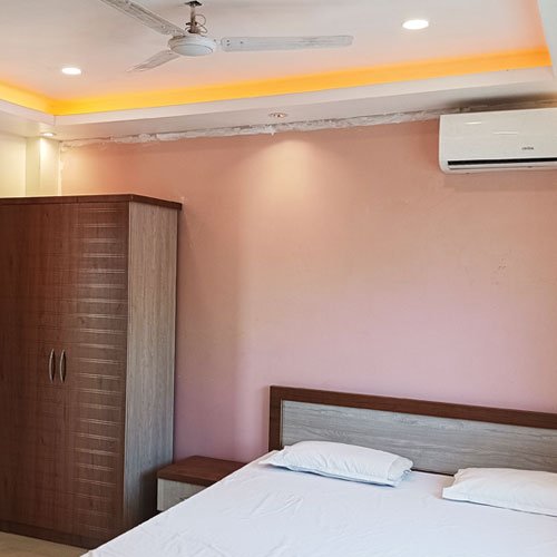 listing-details-carousel